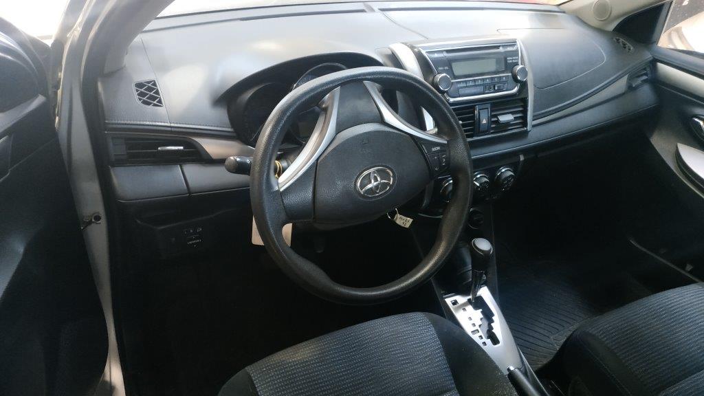  Toyota YARIS 2015    EN DESARME